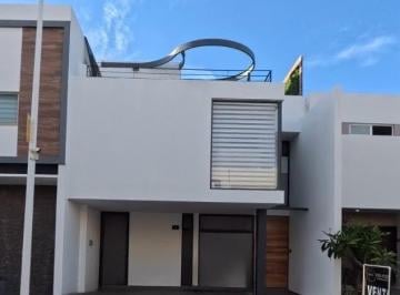 Casa en condominio de 3 habitaciones, Zapopan · Hermosa Casa en Venta en El Campestres Residencial Zapopan, Jal