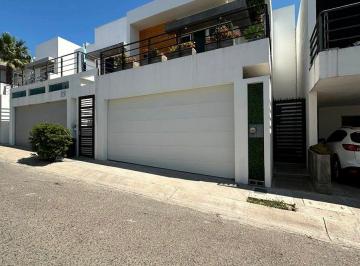 e4c34f518ccd2341e176d390273086bd0b4cb23850abb18b439d5c9120d4326c · Casa en Venta | San Pedro Residencial
