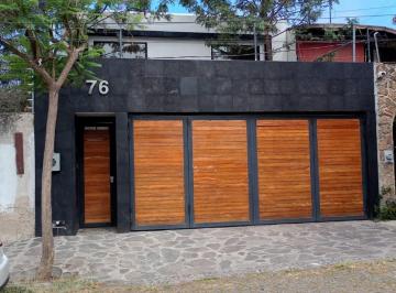 Casa de 5 habitaciones, Zapopan · Casa en Venta - Las Fuentes, Zapopan.