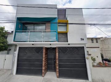 Casa de 3 habitaciones, Naucalpan de Juárez · Casa 2 Niveles en Naucalpan Col Misiones Remate Bancario