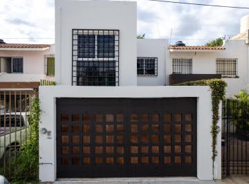 FACHADA · Casa en Venta en San Jacinto Amilpas, Oax.