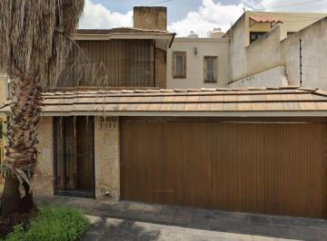 Casa de 4 habitaciones, Zapopan · Casa en Venta en Arboledas, Zapopan, Jalisco.