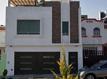 Casa de 4 habitaciones, Pachuca · Casa en Pachuca, Hidalgo ¡Súper Precio!