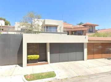 Casa de 5 habitaciones, Zapopan · Casa en Venta en Jardines Vallarta, Zapopan, Jalisco.