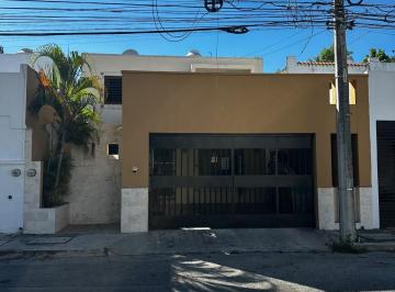 Casa en Venta de 3 habitaciones Fraccionamiento Francisco de Montejo · En Venta Casa en Francisco de Montejo Merida