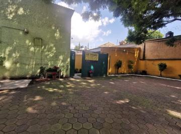 Terreno comercial · 1025m² · 6 Estacionamientos · Inmueble Comercial y Educativo con Amplios Espacios