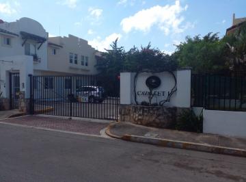 Casa en condominio · 87m² · 2 Recámaras · 1 Estacionamiento · Casa en Condominio con Alberca en Real Ibiza, Playa del Carmen
