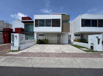 Casa de 3 habitaciones, Querétaro · Casa en Renta en Valle de Juriquilla Querétaro