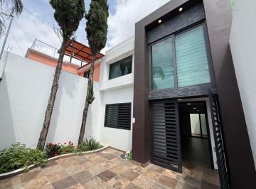 Casa de 3 habitaciones, Zapopan · Casa de 90 m² con 3 Recámaras en Renta en Francisco Villa