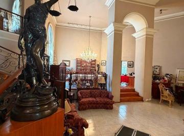 Casa uso de suelo de 6 habitaciones, Monterrey · Casa en Renta con Uso de Suelo Comercial en Paseo de Los Leones.