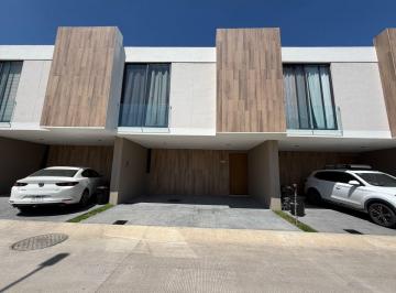 Casa de 3 habitaciones, Zapopan · Casa Nueva en Renta en Puerta Norte Arte Residencial
