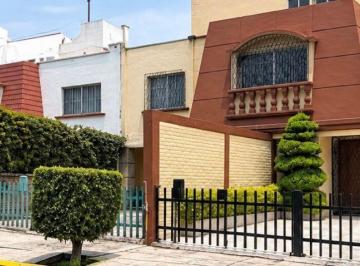 Casa de 2 habitaciones, Tlalpan · Casa de 100 m² con 2 Recámaras en Venta en Rinconada Coapa 2a Sección
