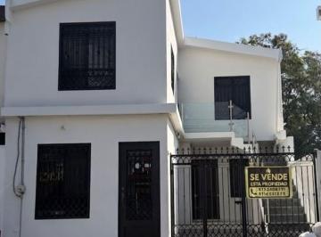 Casa de 6 habitaciones, Monterrey · Casa de 160 m² con 6 Recámaras en Venta en Monterrey