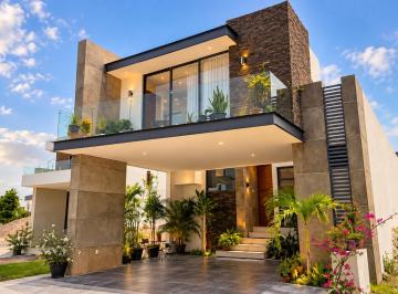 Casa en Venta de 4 habitaciones Fraccionamiento Real del Valle · Casa en Venta de 4 Recamaras en Sonterra 1