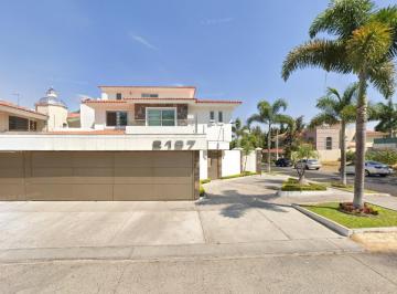 Casa de 6 habitaciones, Zapopan · Casa en Zapopan, Jalisco. ¡Súper Precio!