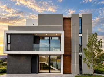 Casa de 5 habitaciones, Pachuca · Exclusiva Residencia en Venta | Lagos Residencial, Pachuca