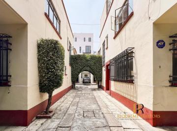 Casa · 340m² · 3 Recámaras · 2 Estacionamientos · Renta Casa en Condominio con Terraza en Polanco