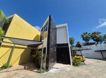 Casa de 2 habitaciones, Mérida · Villa en Renta en Merida, Fraccionamiento Altabrisa - con Piscina Propia