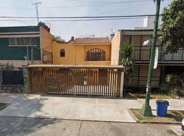 Casa de 4 habitaciones, Benito Juárez · Casa en Venta en Peten, Vertiz Narvarte, Benito Juarez, Cdmx.