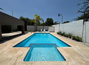 Quinta · 1500m² · 2 Recámaras · 6 Estacionamientos · Quinta en Monte Bello