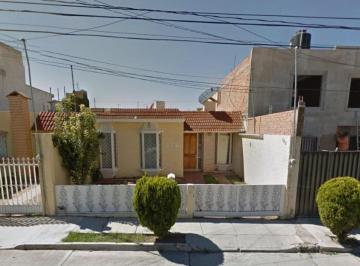 Casa de 4 habitaciones, Aguascalientes · Bonita Casa en Aguascalientes. ¡Súper Precio!