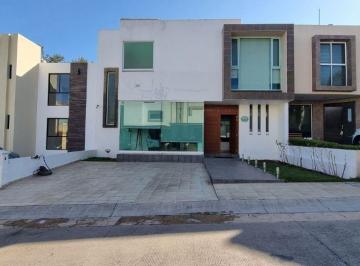 Casa de 3 habitaciones, Morelia · | Casa en Renta en Primeros Fracc Altozano |