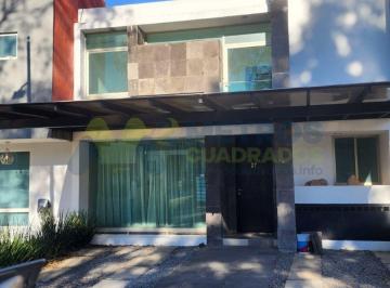Casa de 3 habitaciones, Morelia · Casa en Renta en Fracc. Vistas Altozano
