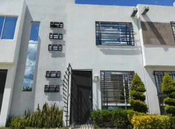 Casa en condominio de 2 habitaciones, Huejotzingo · Casa en Renta en Bosques de Los Sauces Huejotzingo Puebla