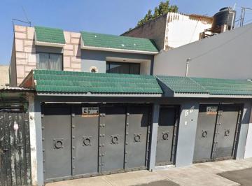 Casa de 4 habitaciones, Iztacalco · Casa en Venta! Sur 20a, Col Agricola Oriental, Iztacalco, Cdmx. ¡Gran Oportunidad!