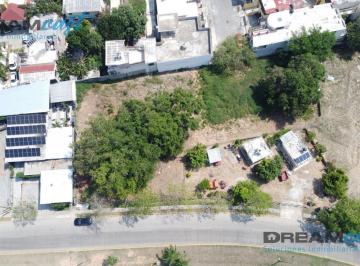 Terreno / Lote · 1098m² · Terreno - Los Pinos