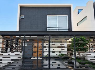 Casa Venta de 4 habitaciones · 4 Recamaras Lista Para Habitar
