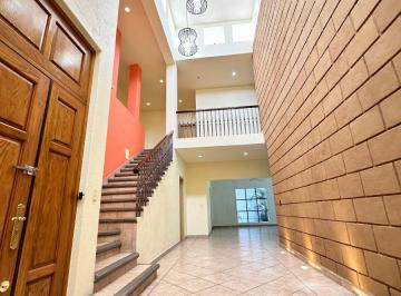 Casa Venta de 4 habitaciones · Casa en Burgos Bugambilias a Precio de Rebaja, Ideal Para Inversionistas