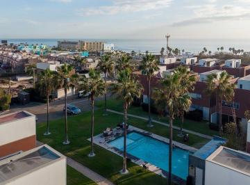 370e5dc00c00fc0c0542d0a4e61d27b126cc3c672a69d206a9dd71881584ef86 · Casa en Renta Escénica | 209 m² | Roof Vista Al Mar + Alberca y Jacuzzi