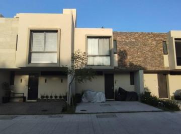 Casa de 3 habitaciones, Tlajomulco de Zúñiga · Casa en Renta en Fraccionamiento Zoi Sur