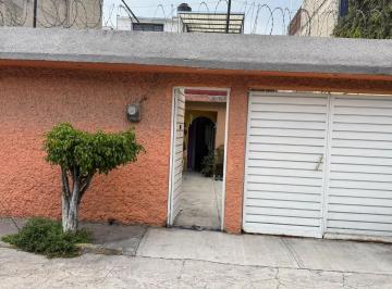 Casa de 2 habitaciones, Ecatepec de Morelos · Casa Sola E Independiente en Venta – Col Jardines de Casa Nueva, Ecatepec Edomex