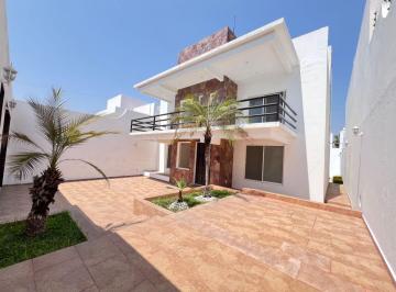 Casa de 4 habitaciones, Temixco · Casa en Venta o Renta Fraccionamiento Burgos Bugambilias a 10 Min de Cuernavaca