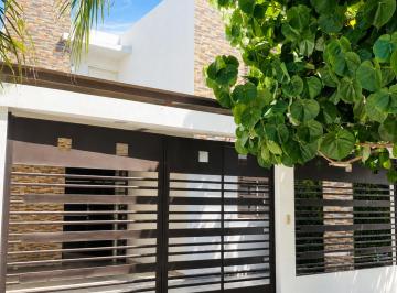 Casa de 3 habitaciones, Apodaca · Casa en Renta Valle La Rioja