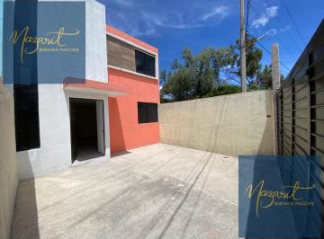 Casa · 102m² · 3 Recámaras · 2 Estacionamientos · Casa en Barrio Tepetlacinco