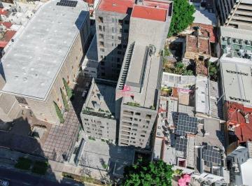 1ffdefb35d46e271b9493a52dc4d7448e452f964884f3bfc702b741852c2c4cb · Departamento en Venta en Colonia Americana, Guadalajara con Roof Garden