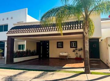Casa · 190ha · 3 Recámaras · 2 Estacionamientos · Casa en Venta Punta del Este, León, Guanajuato