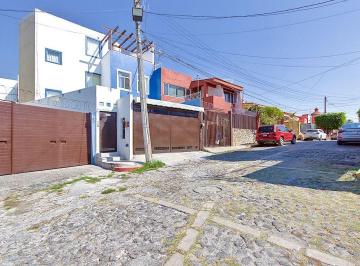 Casa de 4 habitaciones, Cuernavaca · Casa en Venta en Jardines de Acapantzingo, Cuernavaca, Morelos.