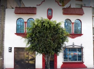 Oficina , Miguel Hidalgo · Frente a La Primera Sección de Chapultepec.