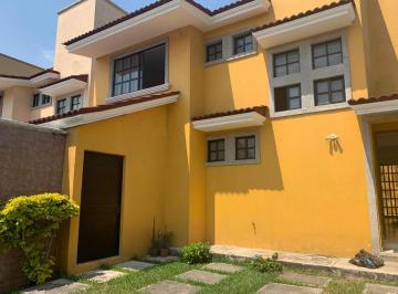 Casa de 3 habitaciones, Córdoba · Casa en Renta Amplios Espacios Ubicacion Inmejorable