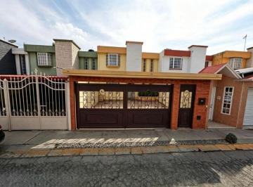 Casa de 3 habitaciones, Pachuca · Venta Casa Fracc. Paseo Camelinas Pachuca de Soto Hgo.