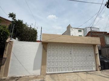 Casa de 2 habitaciones, León · Casa en Venta Una Planta San Jerónimo II León, Gto. Bien Cuidada