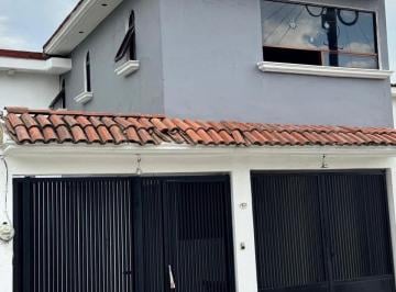 Casa en condominio de 3 habitaciones, Toluca · Casa en Venta en Toluca, Villas Santin