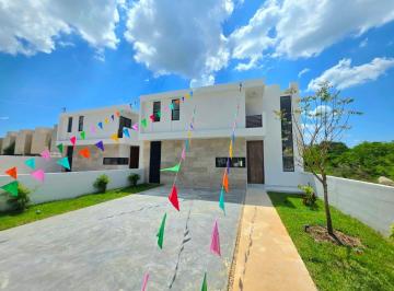 Casa de 3 habitaciones, Mérida · Casa en Venta en Mérida, Dzityá con Páneles Solares y Aires Acondicionados.