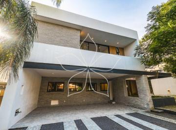 Casa de 4 habitaciones, Zapopan · Residencia Contemporanea Totalmente Remodelada, Lomas del Bosque, Zapopan.