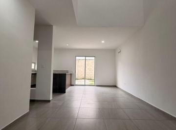 Casa de 3 habitaciones, Kanasín · Casa en Venta I 3 Recámaras I Sala a Doble Altura I Acepta Infonavit - Fovissste