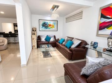 Casa uso de suelo · 323m² · 2 Estacionamientos · Casa en Venta Uso Comercial - (4)